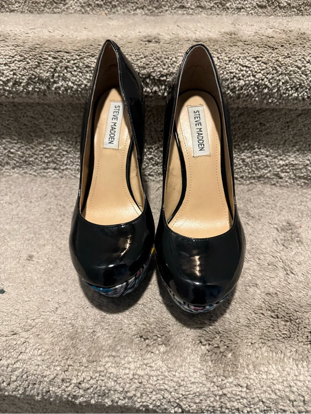 Steve Madden Black Patent Platform Pumps with Multicolor Printed Toe